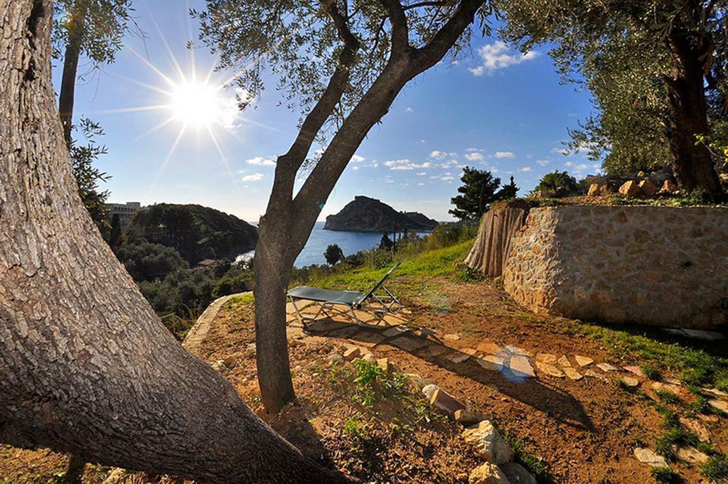 Dolphin Apartments Paleokastritsa Bagian luar foto